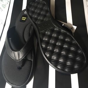 athletic works strappy sandals